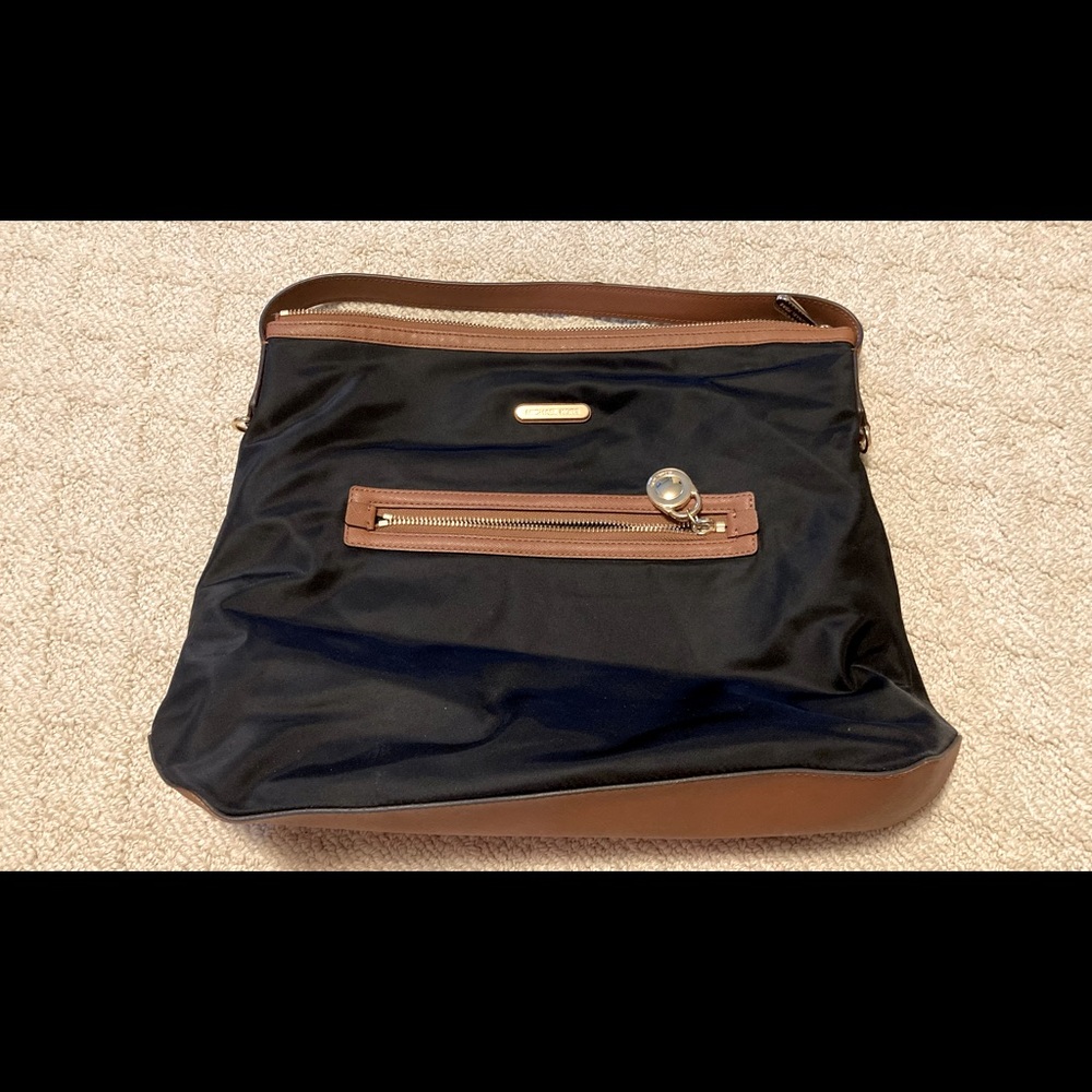 🏷 SALE Michael Kors bag A+ used 1x Rare style🔥